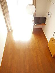 京急本線 弘明寺駅 バス7分 大池通り下車 徒歩7分の賃貸アパート 1階1Kのリビング/ダイニング