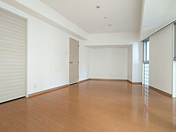 エムジー目黒駅前 1010 10階ワンルームのリビング/ダイニング