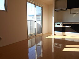 プレジール 205 2階1LDKのリビング/ダイニング