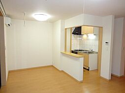 Ｃｕｒｅ　Ｐａｌａｃｅ 2階1LDKのリビング/ダイニング