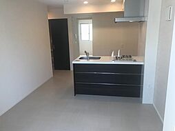 ポップスック 1階1LDKのリビング/ダイニング