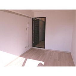 フラッツ100 513 5階1Kのリビング/ダイニング