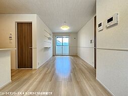 フィデール　ハイム 103 1階1LDKのリビング/ダイニング