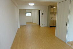 京急本線 大森海岸駅 徒歩2分の賃貸アパート 6階3LDKのリビング/ダイニング