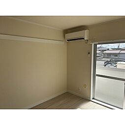 多摩都市モノレール 上北台駅 徒歩17分の賃貸マンション 1階1Kのリビング/ダイニング