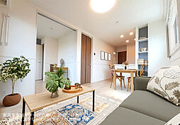 名鉄名古屋本線 富士松駅 徒歩4分の賃貸アパート 2階2LDKのリビング/ダイニング