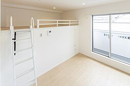 Oaks（オークス） 102 1階ワンルームのリビング/ダイニング