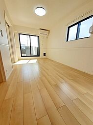 近鉄名古屋線 北楠駅 徒歩9分の賃貸アパート 2階2LDKのリビング/ダイニング