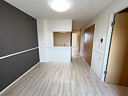 アリウス 1階1LDKのリビング/ダイニング