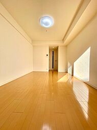 東急東横線 武蔵小杉駅 徒歩8分の賃貸マンション 4階1Kのリビング/ダイニング