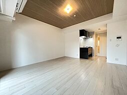 東京メトロ半蔵門線 神保町駅 徒歩2分の賃貸マンション 5階ワンルームのリビング/ダイニング