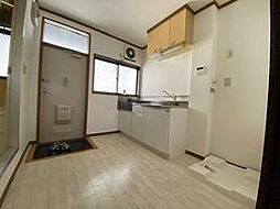 東葉高速鉄道 飯山満駅 徒歩16分の賃貸アパート 1階2Kのリビング/ダイニング