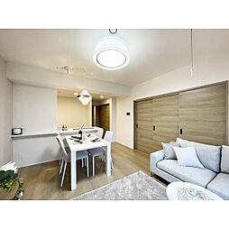 東京メトロ丸ノ内線 西新宿駅 徒歩5分の賃貸マンション 10階1SLDKのリビング/ダイニング