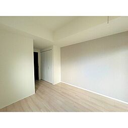 近鉄名古屋線 近鉄四日市駅 徒歩8分の賃貸マンション 4階1Kの室内