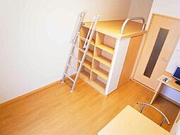 レオパレスウブスナ 105 1階1Kのリビング/ダイニング