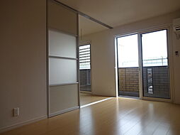 ロイヤルティアラV 302 3階1LDKのリビング/ダイニング