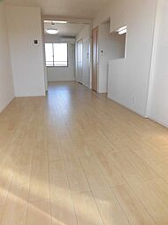 ゼフィロス北島 305 3階1LDKのリビング/ダイニング