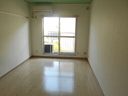 京王線 高幡不動駅 徒歩12分の賃貸マンション 1階1Kのリビング/ダイニング