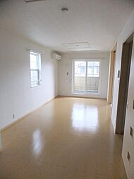 名鉄三河線 豊田市駅 徒歩29分の賃貸アパート 2階2LDKのリビング/ダイニング