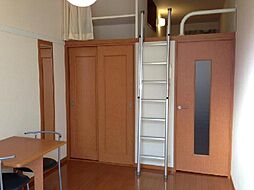 レオパレスビマリー 110 1階1Kのリビング/ダイニング