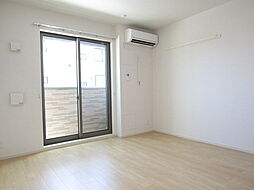 リバージュ 105 1階ワンルームのリビング/ダイニング