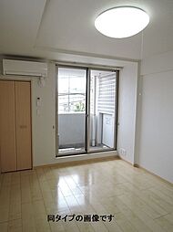 ブルージュ 301 3階ワンルームのリビング/ダイニング