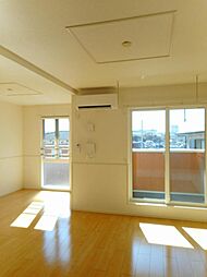 モデルノ　アロッジオ 201 2階1LDKのリビング/ダイニング