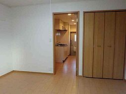 けんたく三生 101 1階1Kのリビング/ダイニング