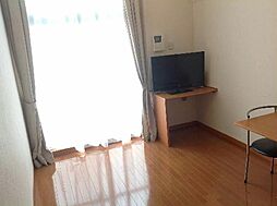 レオパレスハーモニー百合ヶ丘 101 1階1Kのリビング/ダイニング