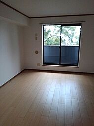 フォレスティ 202 2階2LDKのリビング/ダイニング