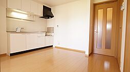 グリーンフォーレストIII 103 1階2DKのリビング/ダイニング