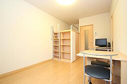 レオパレスＲＯＳＥ 201 2階1Kのリビング/ダイニング