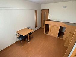 レオパレス菜の花 1階1Kのリビング/ダイニング