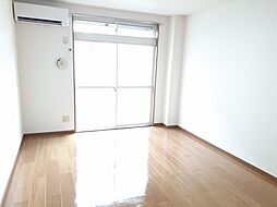 プルメリア 204 2階1Kのリビング/ダイニング