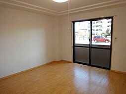 シアンメリー 102 1階1Kのリビング/ダイニング