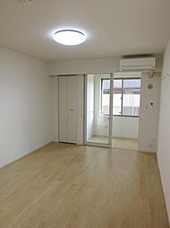 ブルー　スカイ 107 1階1Kのリビング/ダイニング