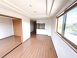 パレスコート 3階2LDKのリビング/ダイニング