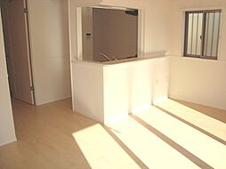 名鉄名古屋本線 有松駅 バス7分 権平谷下車 徒歩6分の賃貸アパート 1階1LDKのリビング/ダイニング