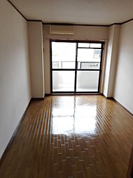 ヴィクトワール 301 3階1Kのリビング/ダイニング