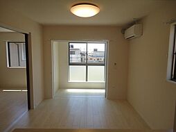 リヤン 2階2LDKのリビング/ダイニング