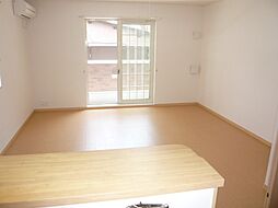 リオブローテ 103 1階ワンルームのリビング/ダイニング