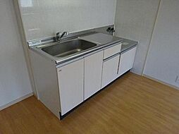 トロワ　アンジェロ 2階1LDKのリビング/ダイニング