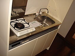 ヴィクトワール 105 1階1Kのリビング/ダイニング