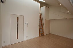 JR総武線 信濃町駅 徒歩6分の賃貸マンション 4階1Kのリビング/ダイニング