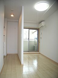 箱根ハイライズビル 303 3階ワンルームのリビング/ダイニング