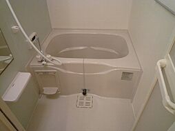 ブルックサイドヤブタ　Ｂ棟 102 1階ワンルームのリビング/ダイニング