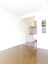 ベイハウスＫ 102 1階ワンルームのリビング/ダイニング