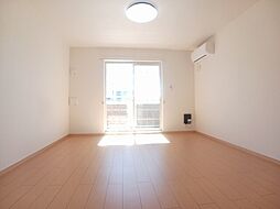 フローラ西館　Ｂ 105 1階ワンルームのリビング/ダイニング