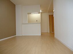 ティファニー 1階1LDKのリビング/ダイニング