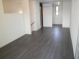 JR関西本線 富田浜駅 徒歩8分の賃貸アパート 2階ワンルームのリビング/ダイニング